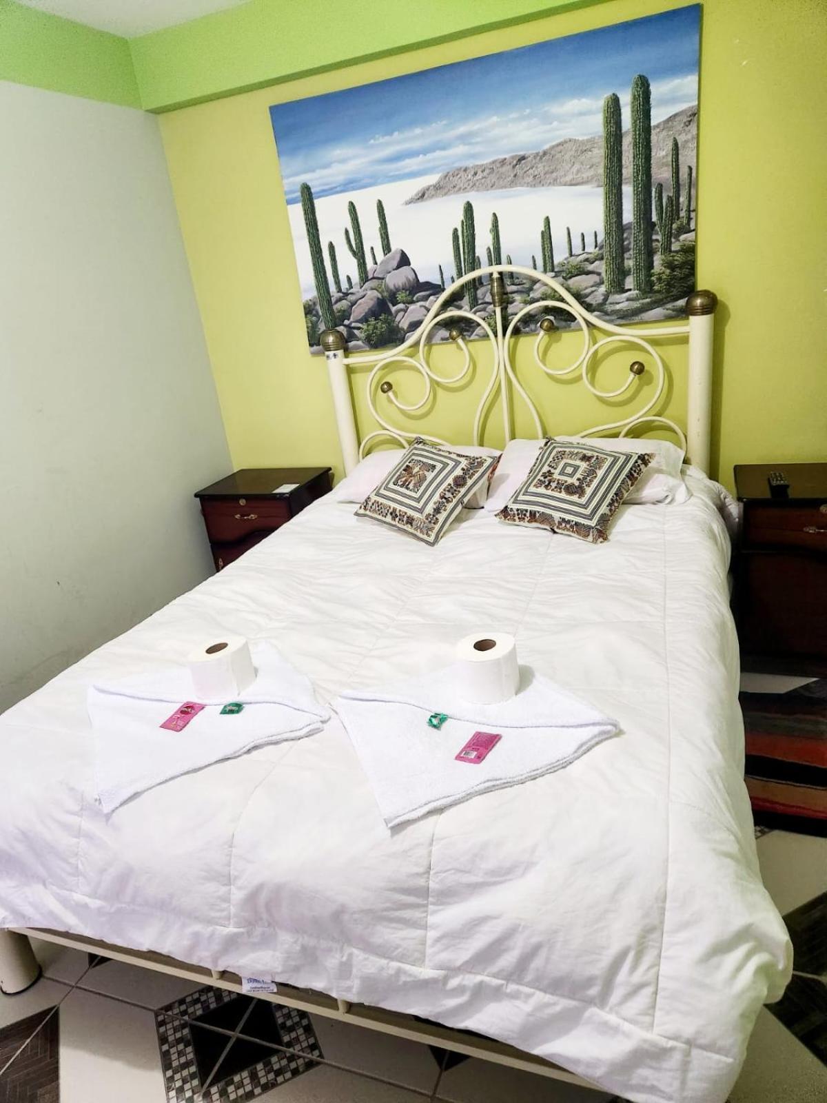 Hotel Aguilar Уюні Екстер'єр фото