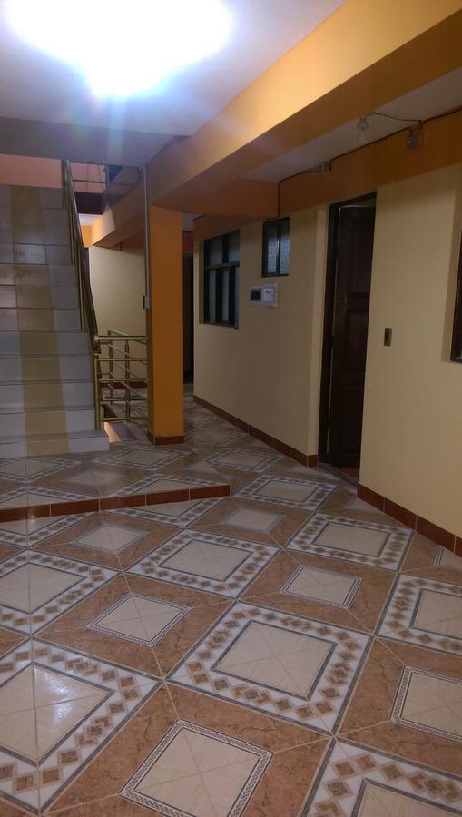 Hotel Aguilar Уюні Екстер'єр фото