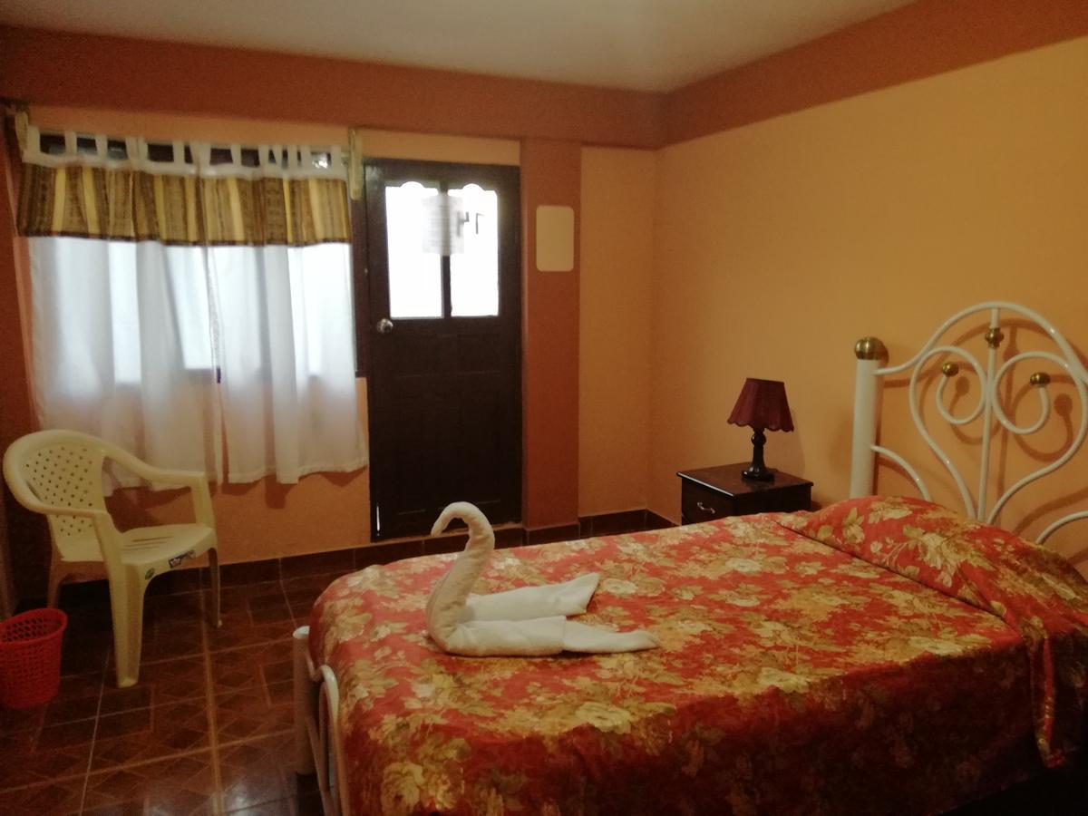 Hotel Aguilar Уюні Екстер'єр фото