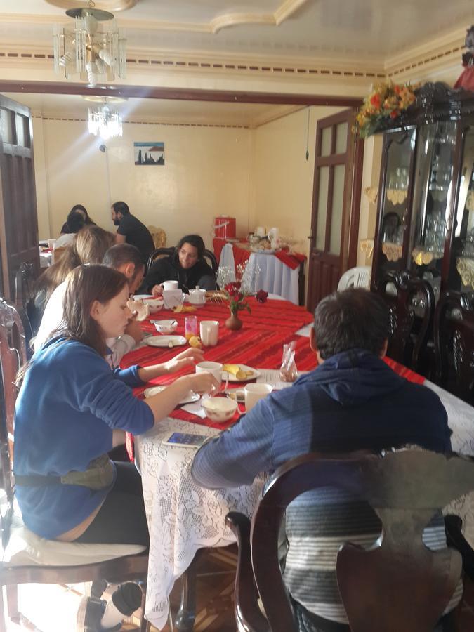 Hotel Aguilar Уюні Екстер'єр фото