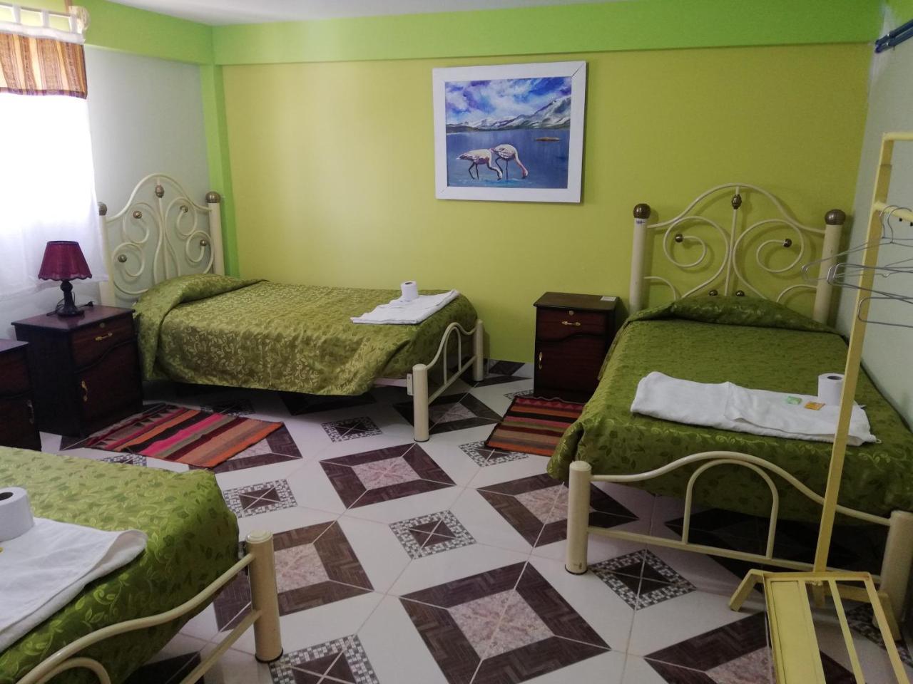 Hotel Aguilar Уюні Екстер'єр фото